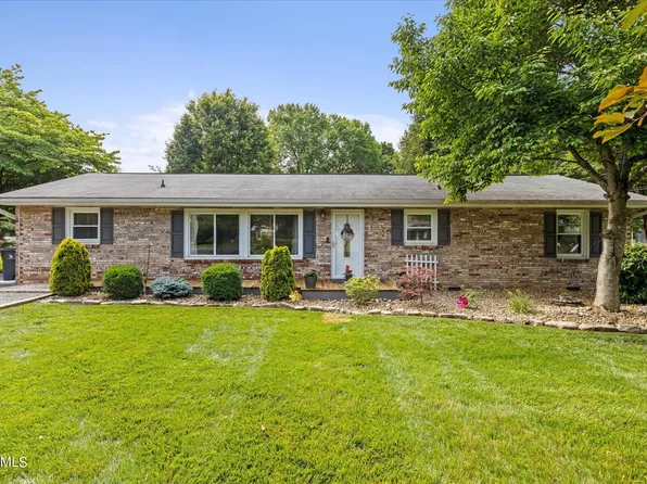 2328 Yorkcrest Dr, Knoxville, TN 37912