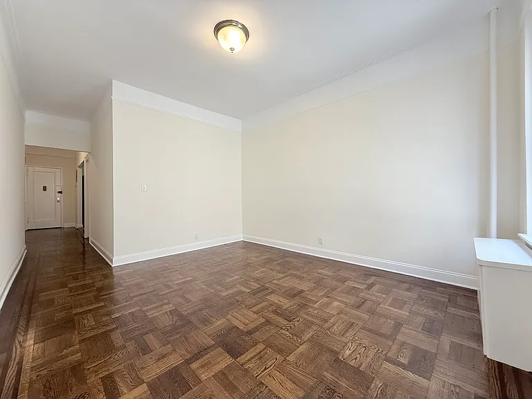 211 W 102nd St #4C — Photo 5