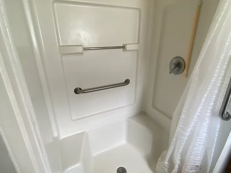1028 Belleview Ave — Photo 12