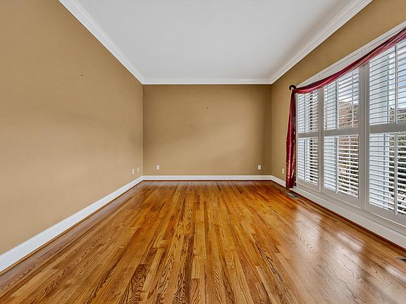 5th image of 6301 Roselawn Court Dr
