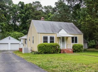 9337 Carroll Ln, North Chesterfield, VA 23237