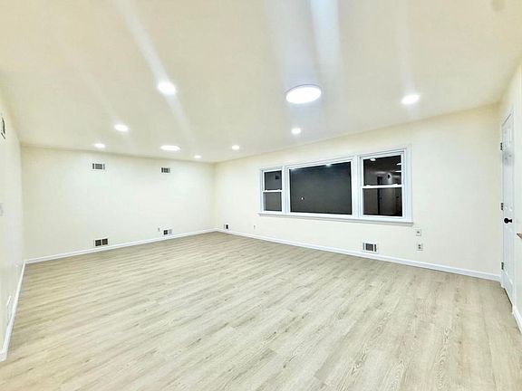 5th image of 588 Avenue A Floor 3