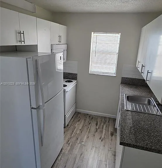 30 SE 4th Ave #115 — Photo 8
