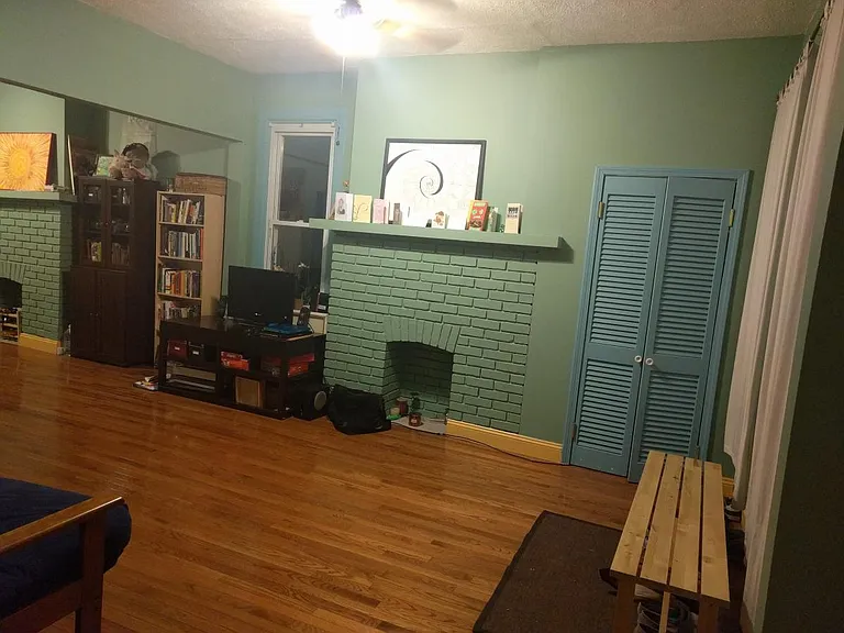 1806 Shady Ave — Photo 4