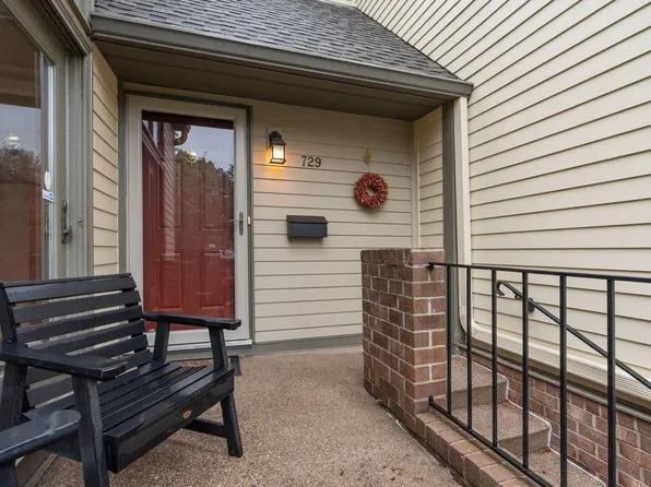 729 Summit Ave, Saint Paul, MN 55105