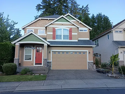 160 NE Porto Way Photo 1