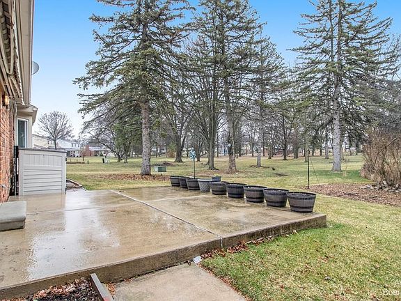 2nd image of 17386 Country Club Dr