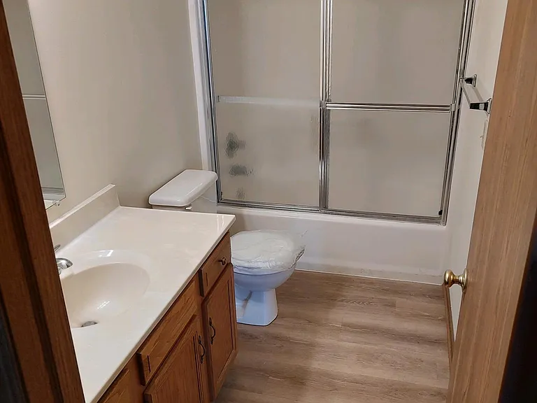 1400 Pittsburg Ave NW — Photo 5