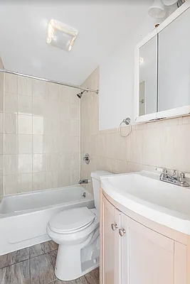 Rented by Corcoran | media 5