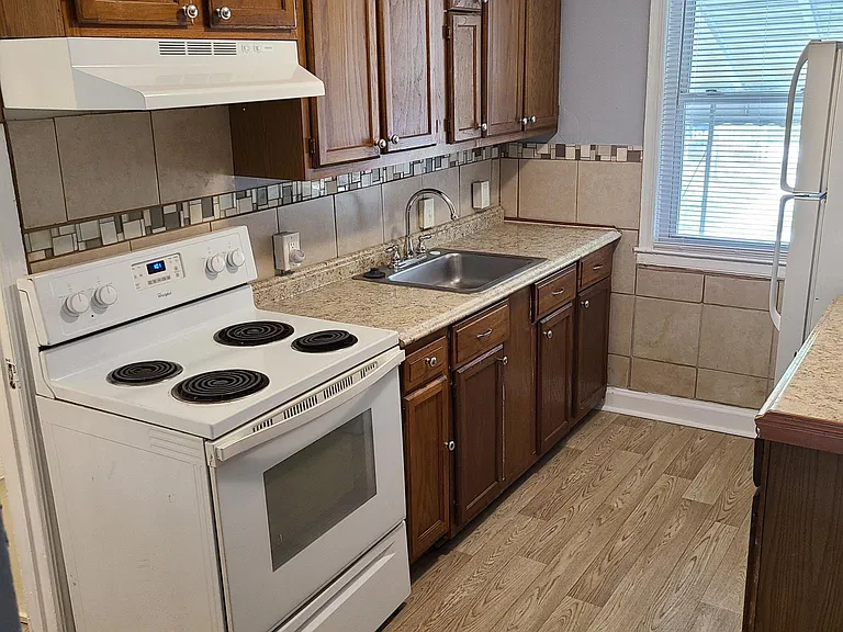 108 Sollers Point Rd — Photo 5