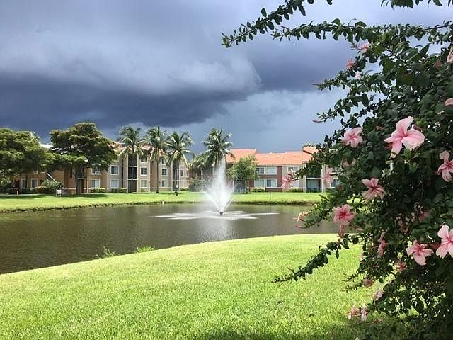 1st image of 7864 Sonoma Springs Cir