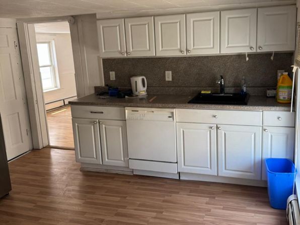 34 Cedar St #2