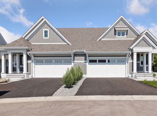 51 Spring Farm Rd, Saint Paul, MN 55127