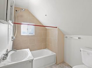 1533 Jackson St APT 3, North Chicago, IL 60064