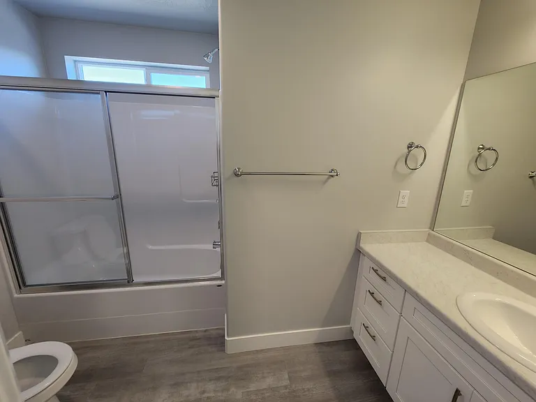 439 E Hill View Dr — Photo 7