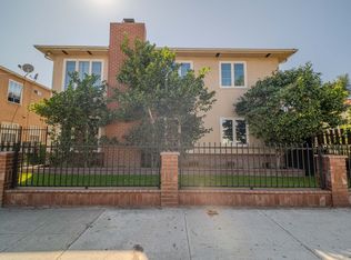 Pine Ave, Long Beach, CA 90806