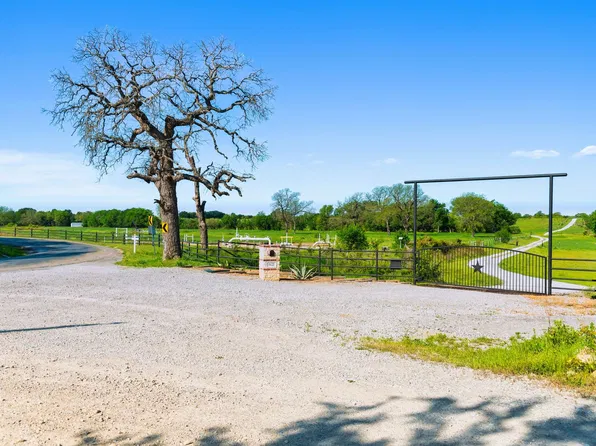 1480 County Road 1180, Alvord, TX 76225