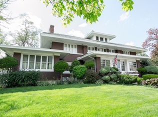 420 Douglas Ave, Elgin, IL 60120