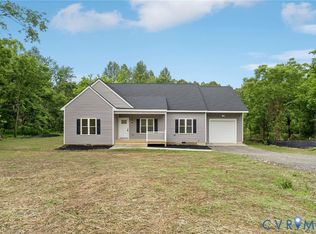 425 Palomino Dr, Louisa, VA 23093