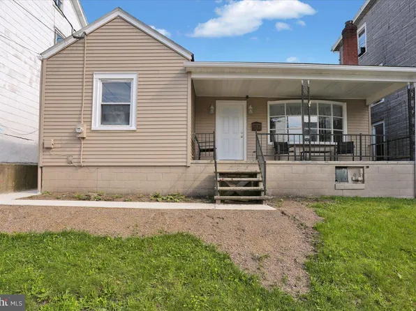 320 Arlington St, Tamaqua, PA 18252