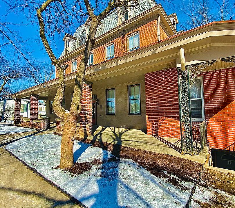 1st image of 702 6th St #5161396