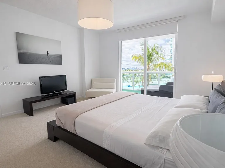 7900 Harbor Island Dr #706 — Photo 17
