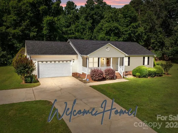 220 Delta Downs Ln, Salisbury, NC 28144