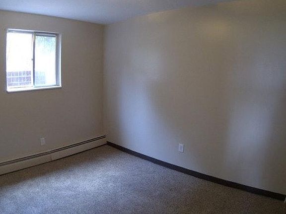 4th image of 365 Argyle Ave APT 2