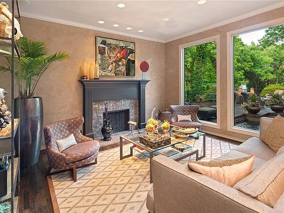 4th image of 11808 Forest Lakes Ln