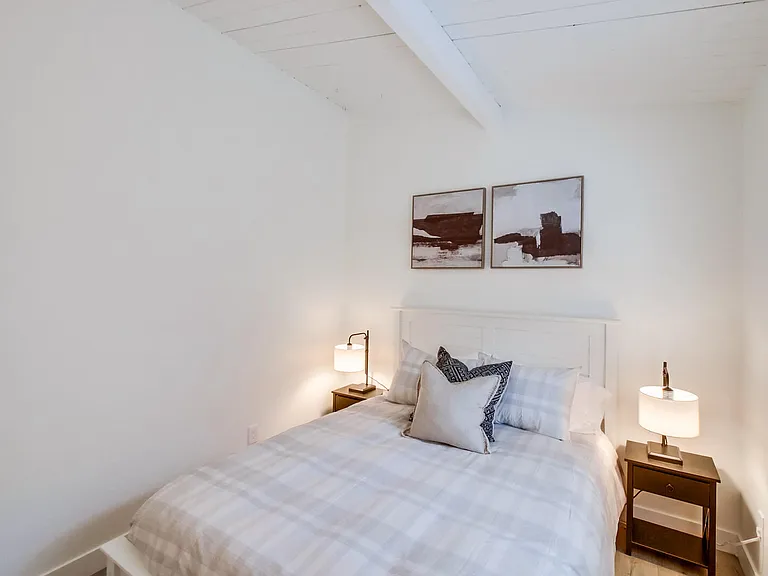4114 Fond Du Lac Ave — Photo 11