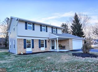 421 Lexington Ct, Hershey, PA 17033