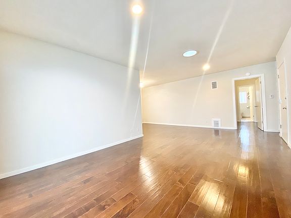 5th image of 8231 De Longpre Ave APT 7