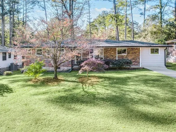 2481 Warwick Cir, Atlanta, GA 30345