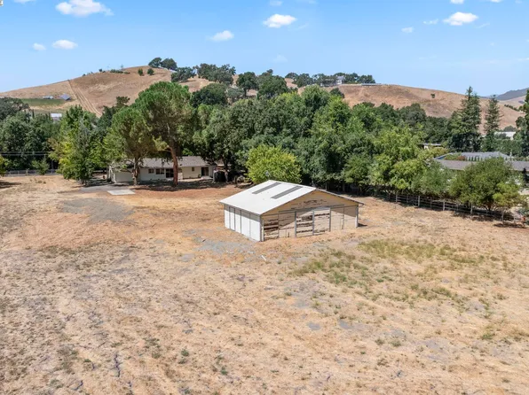 1430 Finley Rd, Pleasanton, CA 94588
