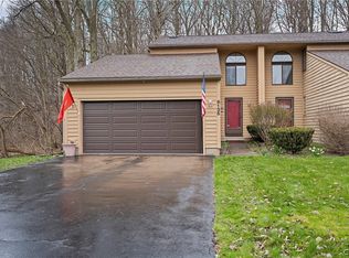 8135 Verbeck Dr, Manlius, NY 13104