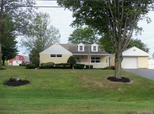 8868 Hartshorn Rd, Corfu, NY 14036