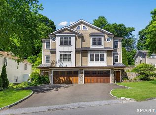 40 Oak Ridge St #2, Greenwich, CT 06830