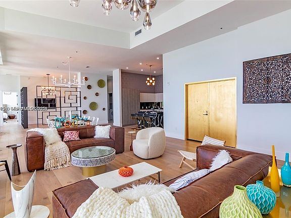4th image of 2900 NE 7th Ave Penthouse 5002
