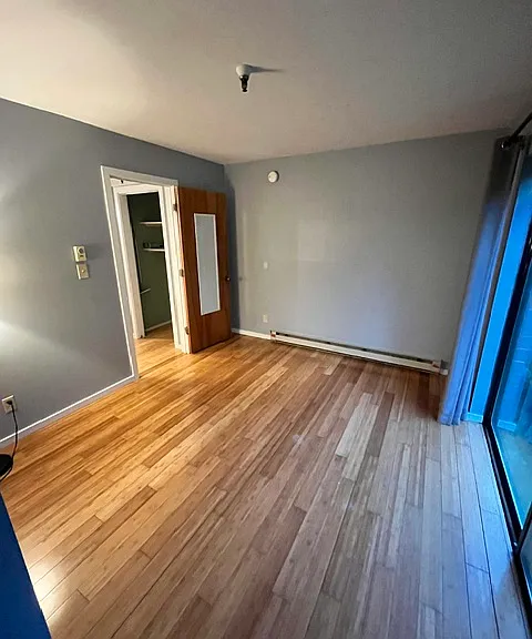 100 W Canal St #15 — Photo 10