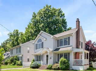 16 Roger Ave, Cranford, NJ 07016