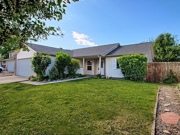 2nd image of 2995 Summerbrook Dr