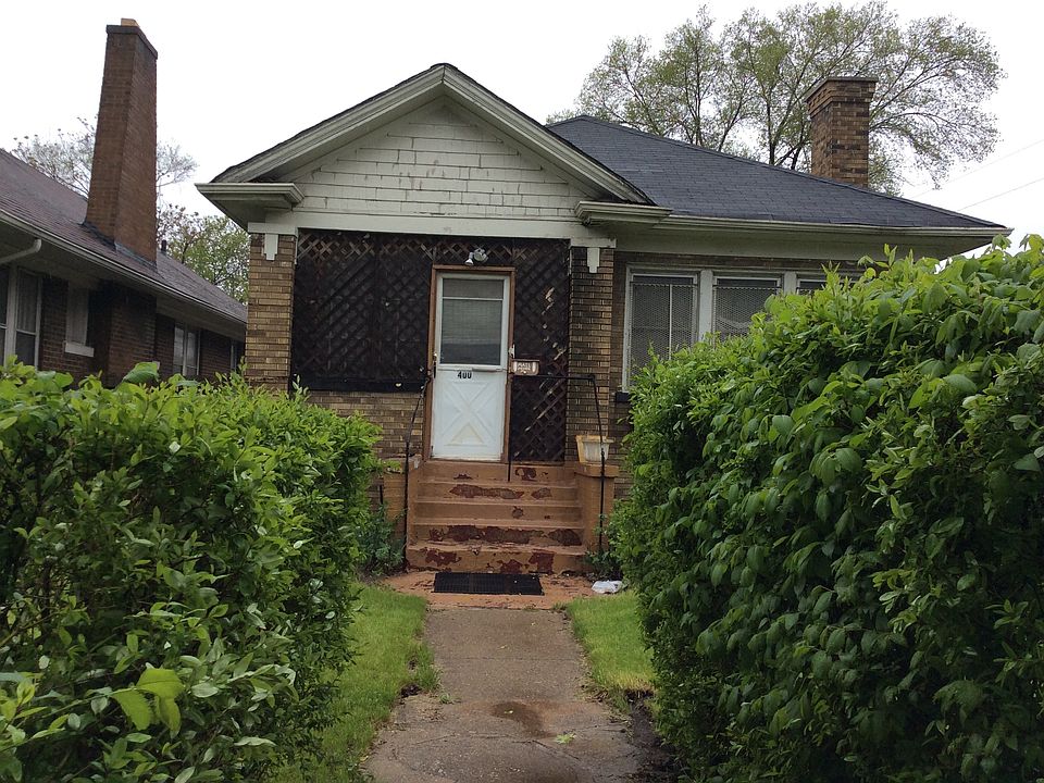 2nd image of 400 Arthur St