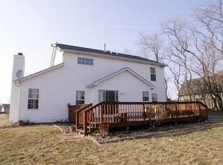 6 N Forestview Ln, Aurora, IL 60502