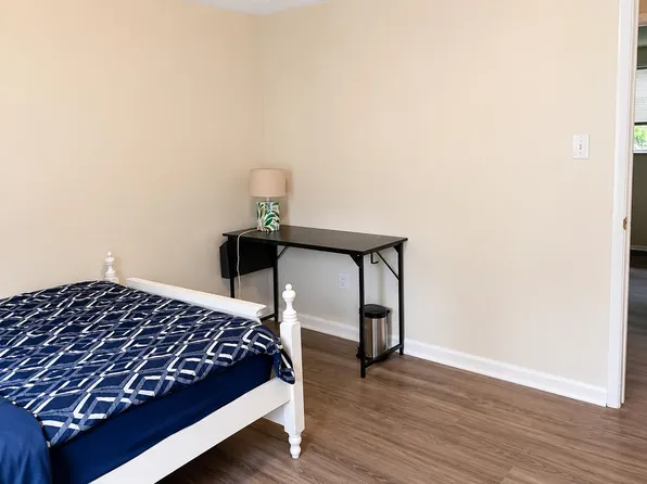 (undisclosed Address), Glen Allen, VA 23060