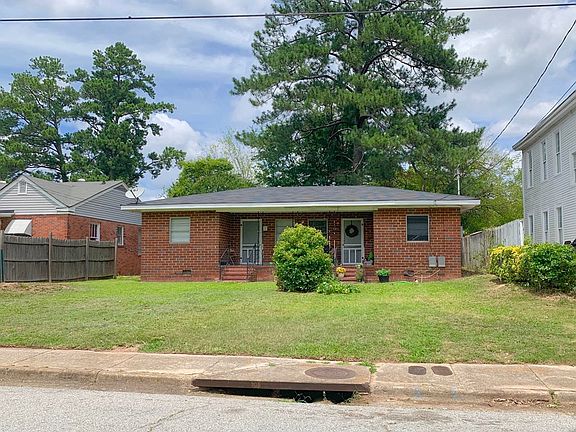 2nd image of 2165 A Telfair Street
