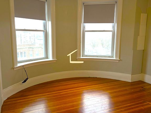 4th image of 116 Winthrop Rd APT 5