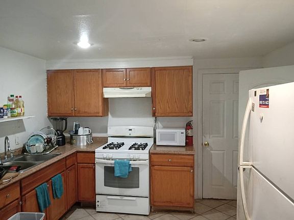 3rd image of 17225 Valley Blvd Space 43