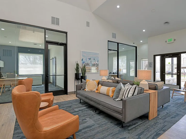 Greenwood Point Apartment Homes — Photo 8