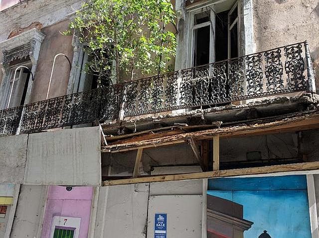2nd image of 352 Calle Fortaleza