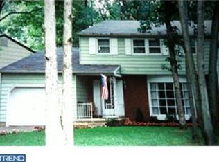 49 White Birch Rd, Turnersville, NJ 08012